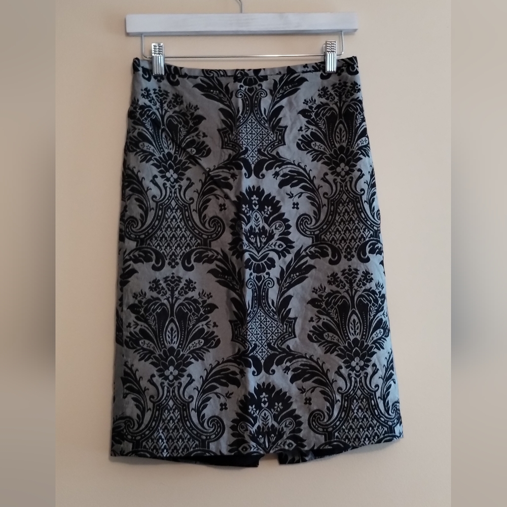 Ann Taylor Loft Pencil Skirt, Damusk Print Gray Black, Size 2